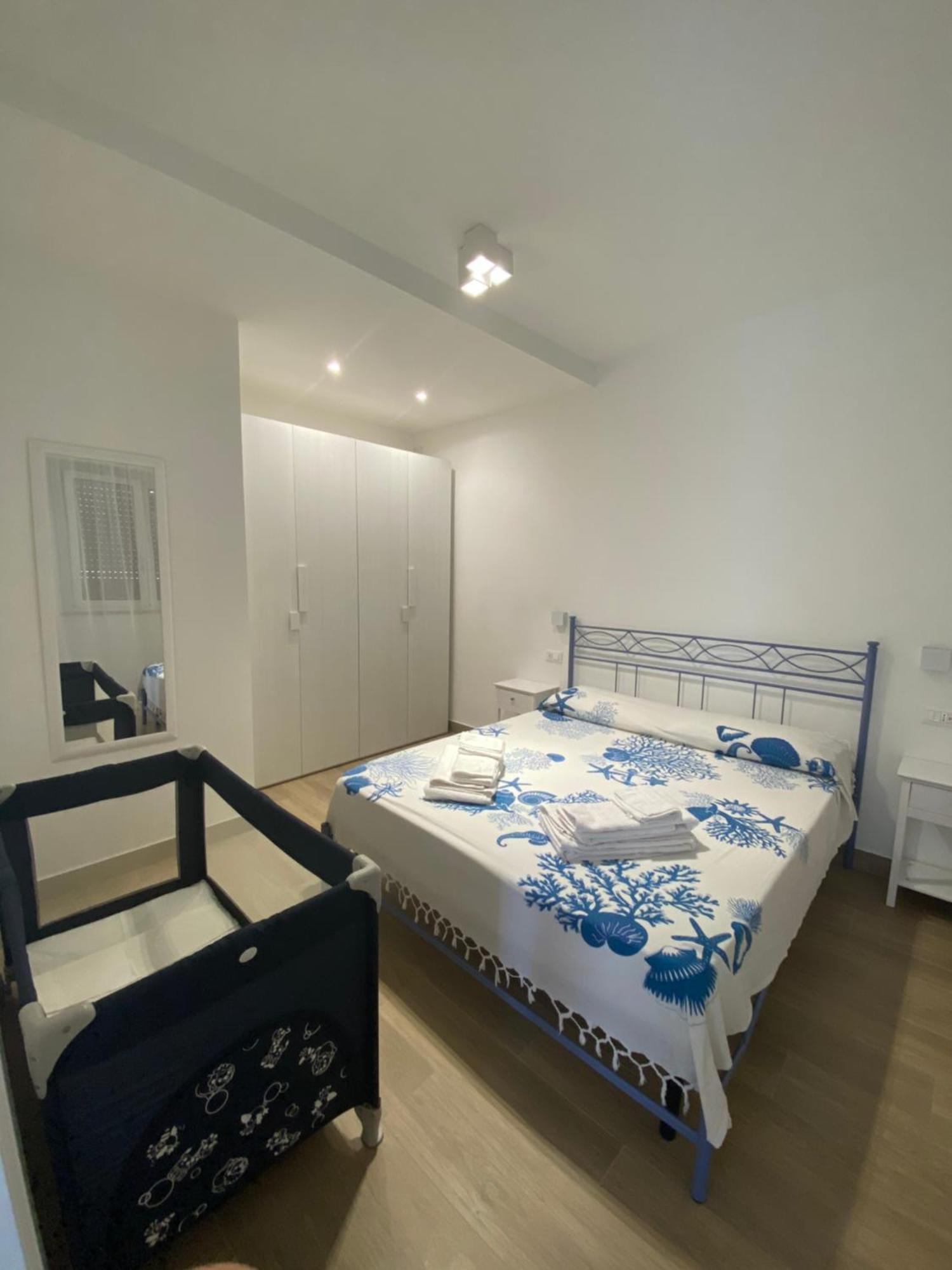 Ferienwohnung Mondello Sea House Palermo Exterior foto